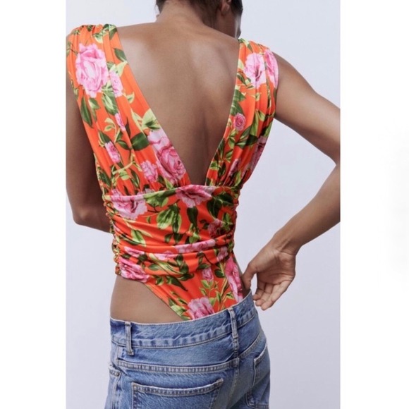 NEW Zara Thick Strap Floral Printed Draped Bodysuit Size Small Vacation NWT - Picture 5 of 9